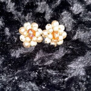 1960s Mid-Century Clip Earrings – Pearl & Pink Beads – Vintage EUC